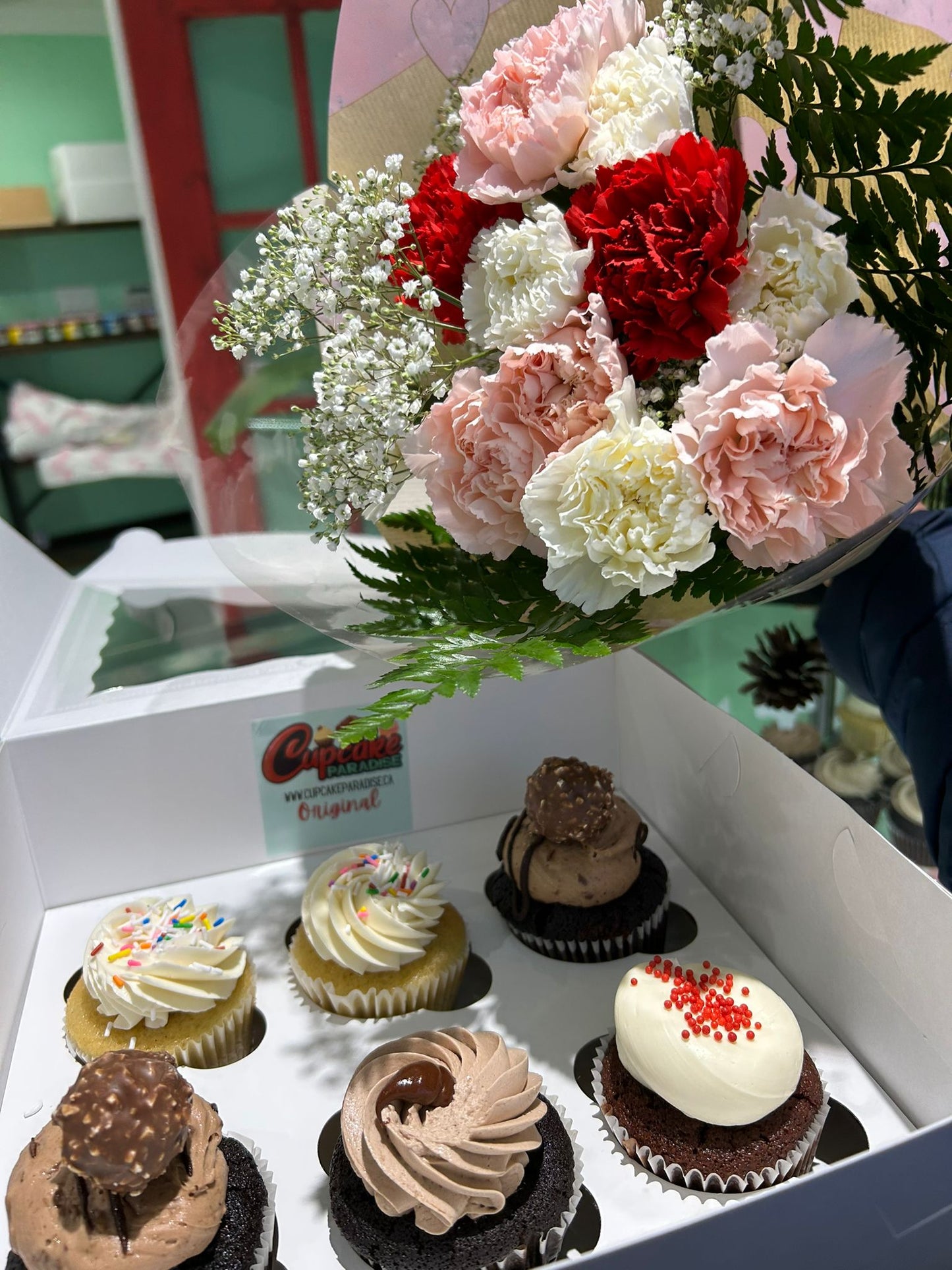 Rose Flower Bouquet Cupcakes